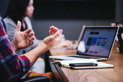 LIDERANDO VIRTUALMENTE 